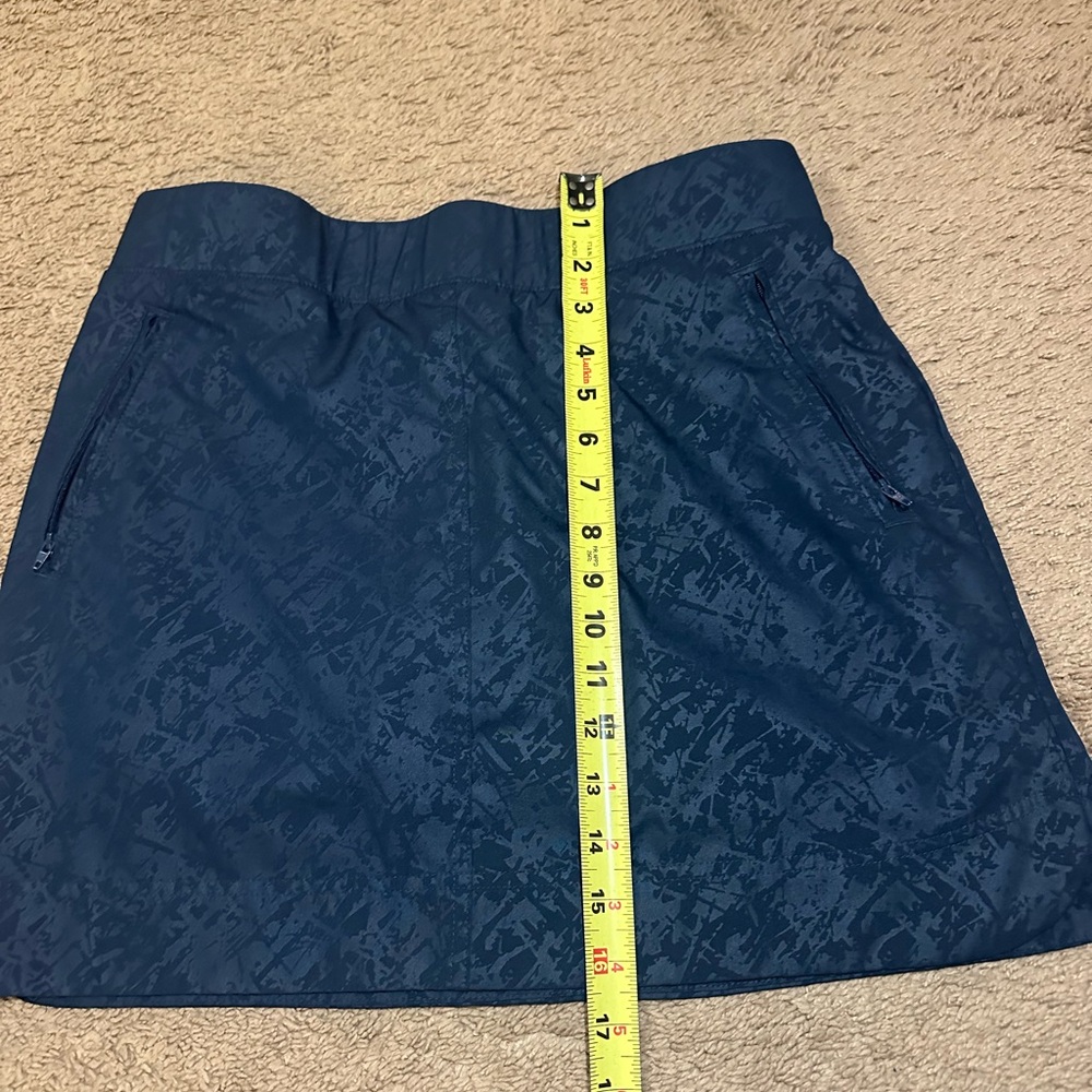 Orvis Women's Embossed Pull-On Travel Skort Navy Blue "Shattered Glass" Size Med - Picture 2 of 9